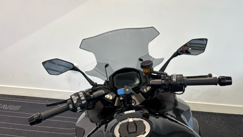 Kawasaki Ninja ZX1002KMFNN (21MY)